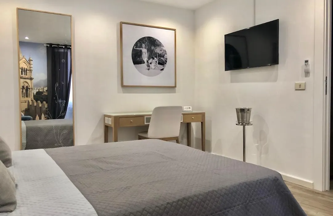 Suite 4 Canti-1